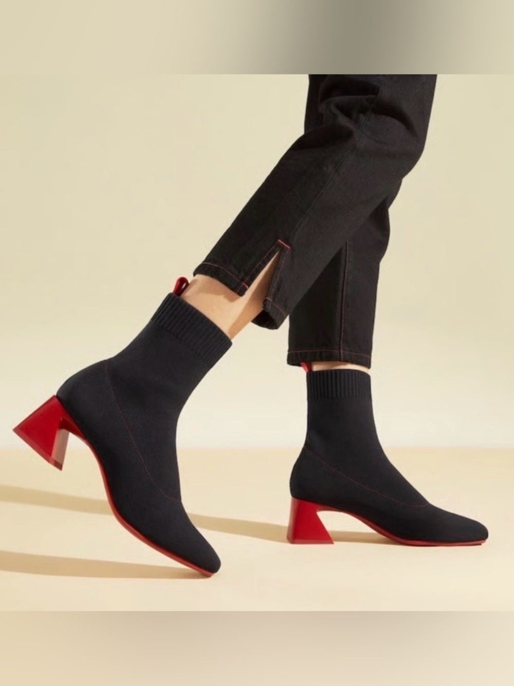 VIVAIA Square-Toe Water-Repellent Block Heeled Boots (Regina Pro). EU 42